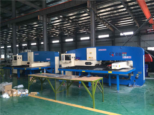 數控沖(chong)床 數(shù)控沖床