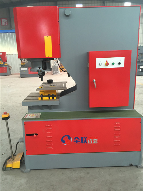 聯合液壓沖(chong)孔機 聯合液壓沖(chong)孔機