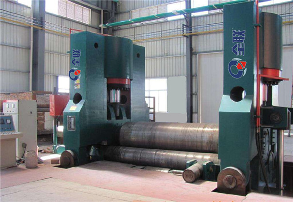 上輥萬能(neng)式三輥卷(juan)闆機