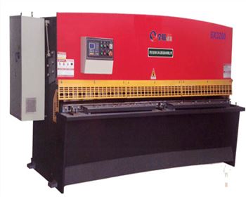 哪(nǎ)些配件(jiàn)是液壓(yā)剪闆機(ji)設備上(shàng)不可缺(que)少的?