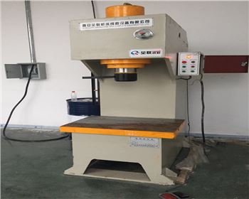 單柱(zhù)液壓機維修改(gǎi)造