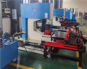 液壓數控(kong)沖孔中心