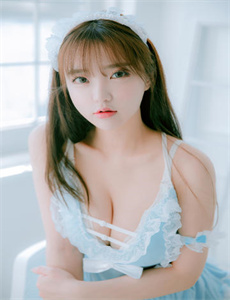 经典三级野外农村妇女-坐公交车最后一排被强